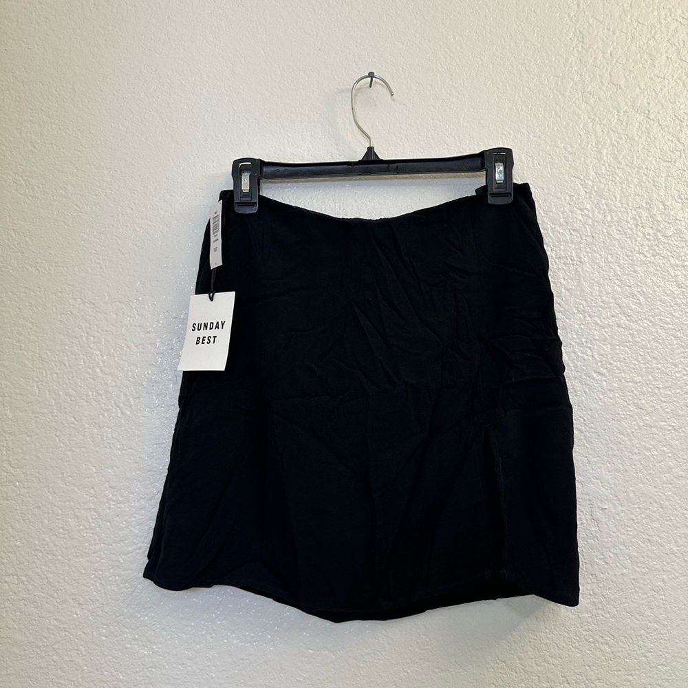 BNWT WOMENS BLACK ARITZIA SUNDAY BEST TATIANA SKIRT (8)